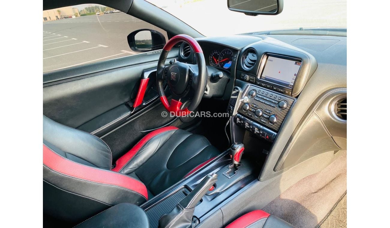 Nissan GTR NISSEN GTR 2013 BLACK EDITION