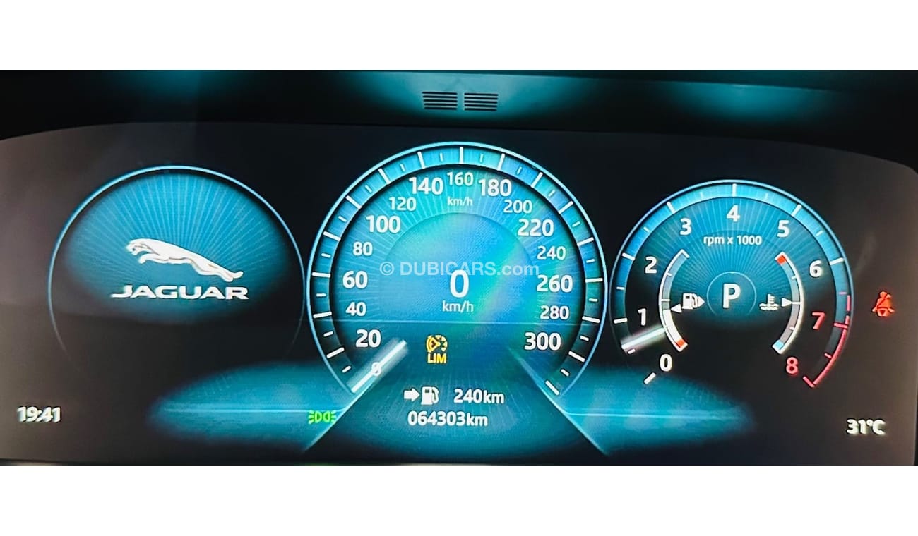 Jaguar XF R-Sport GCC … FSH .. V6 .. Perfect Condition .. Top Range .. R Sport .