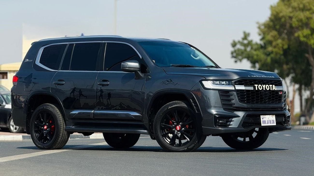 Toyota Land Cruiser 2014 | 4.5L DIESEL | AT | RHD | MODIFIED TO LC 300 GR SPORTS | GR ALLOY RIMS | SIDE BODY STICKER | C