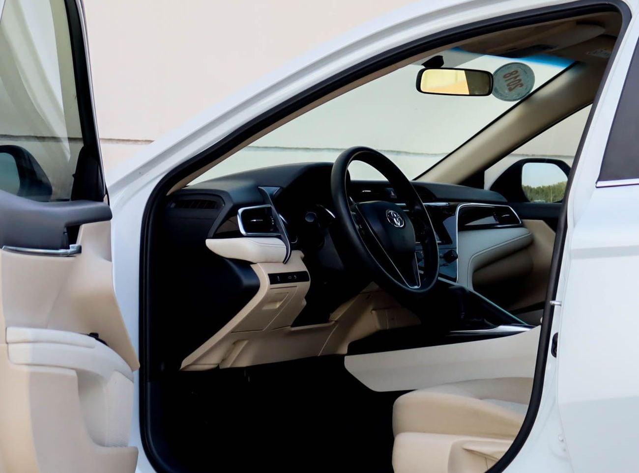 Toyota Camry S Toyota Camry | 2.5 L | 2019 | GCC | Accident-Free | In Excellent Condition | 914  P.M