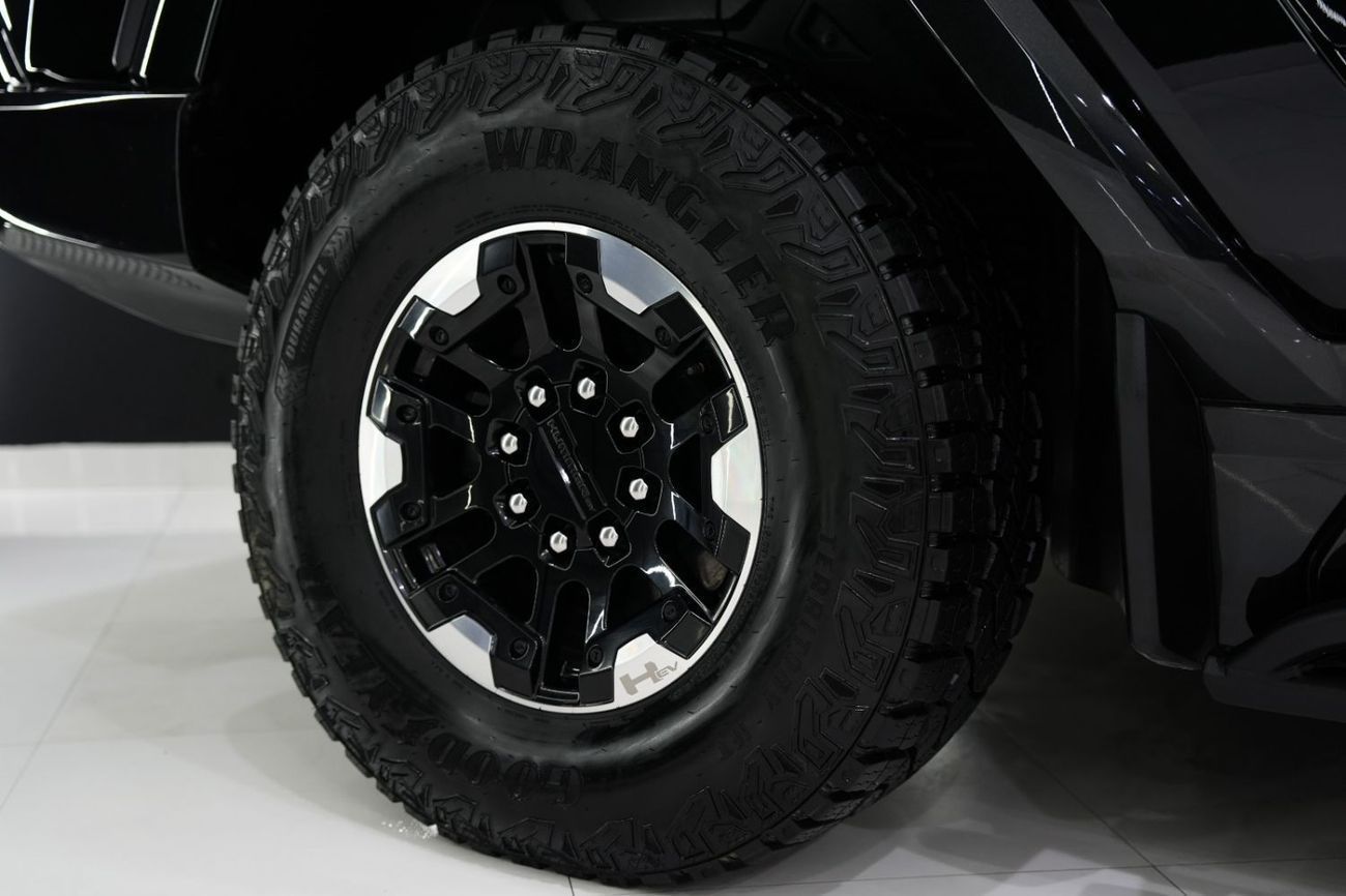 جي أم سي همر EV Pickup, Bose Sound System, Removable Infinity Roof, Dealer Warranty + Service!!