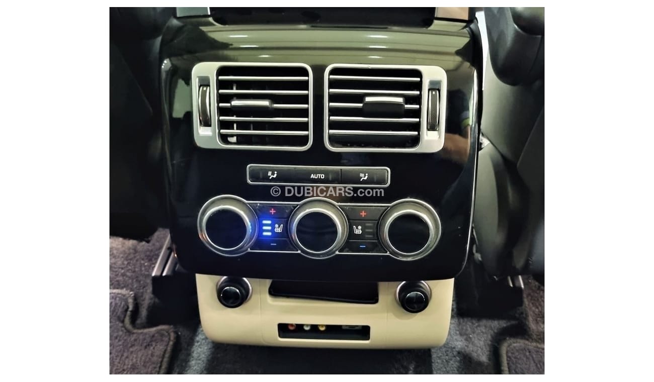 Land Rover Range Rover RANGE ROVER VOGUE V8 SUPERCHARGED FOR 75K AED