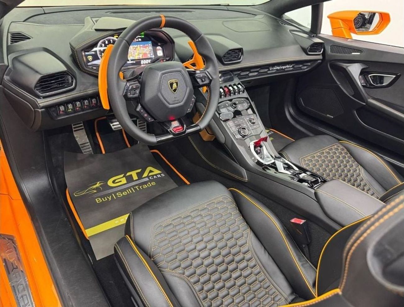 لامبورغيني هوراكان Spyder LP610-4 (610 HP) 2017 Lamborghini Huracan Spyder LP610-4, Full Service History, Excellent Con