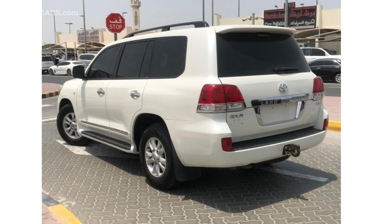 Toyota Land Cruiser GX.R V8