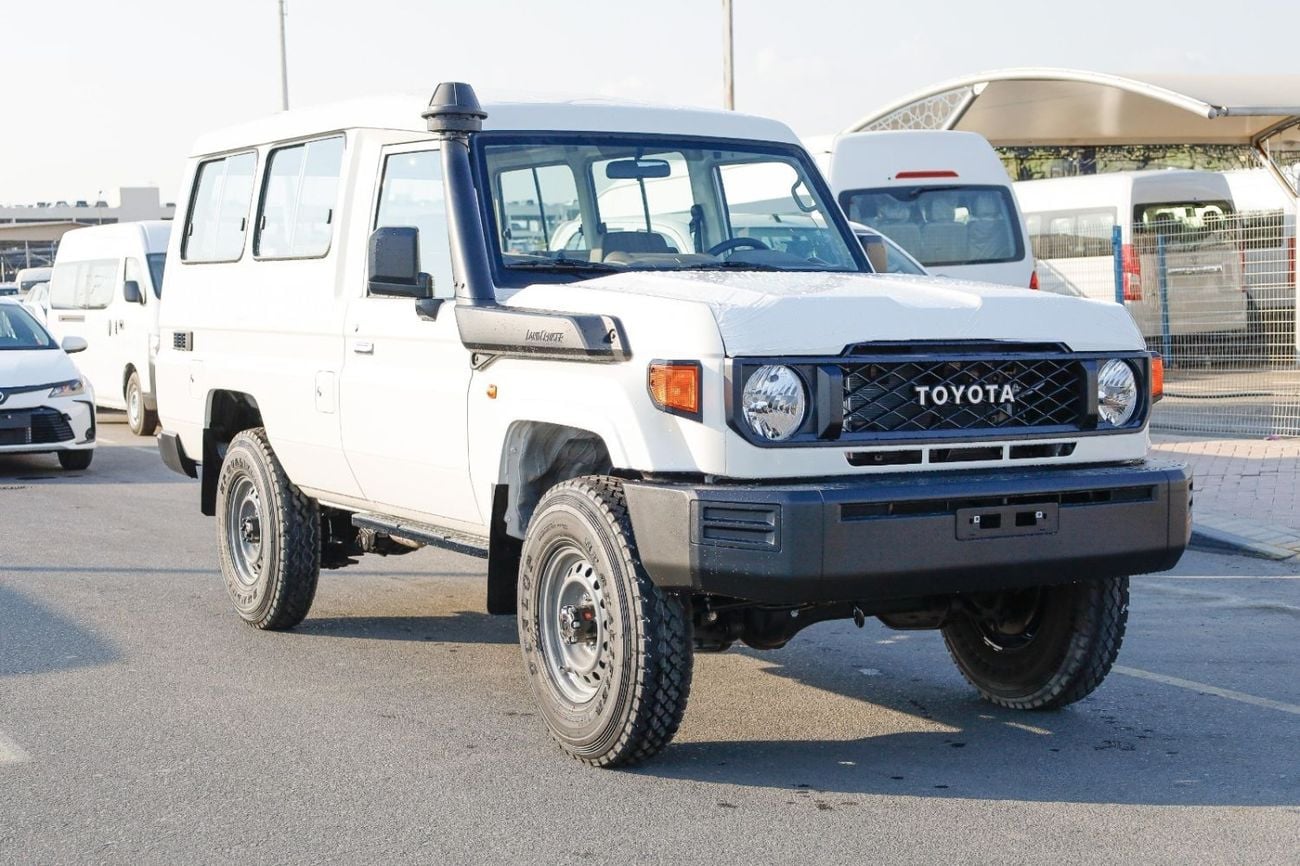تويوتا لاند كروزر 70 LC 78 HARDTOP 4.0L MT