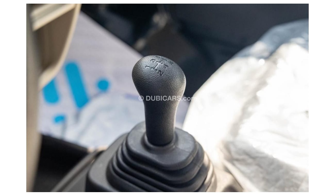 New Suzuki EECO 7 Seater AC Power Steering ABS Airbag Parking