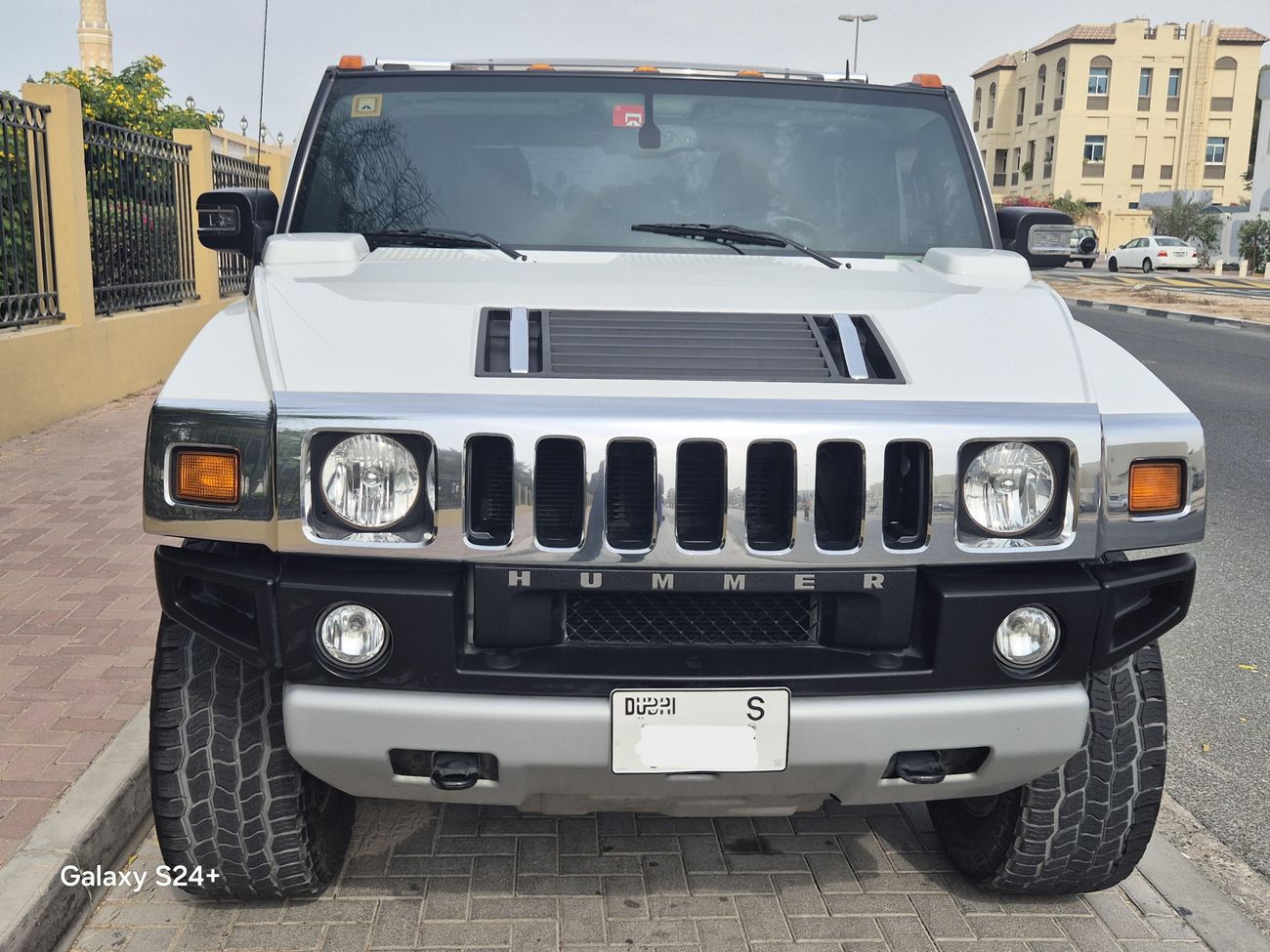 Hummer H2 SUT