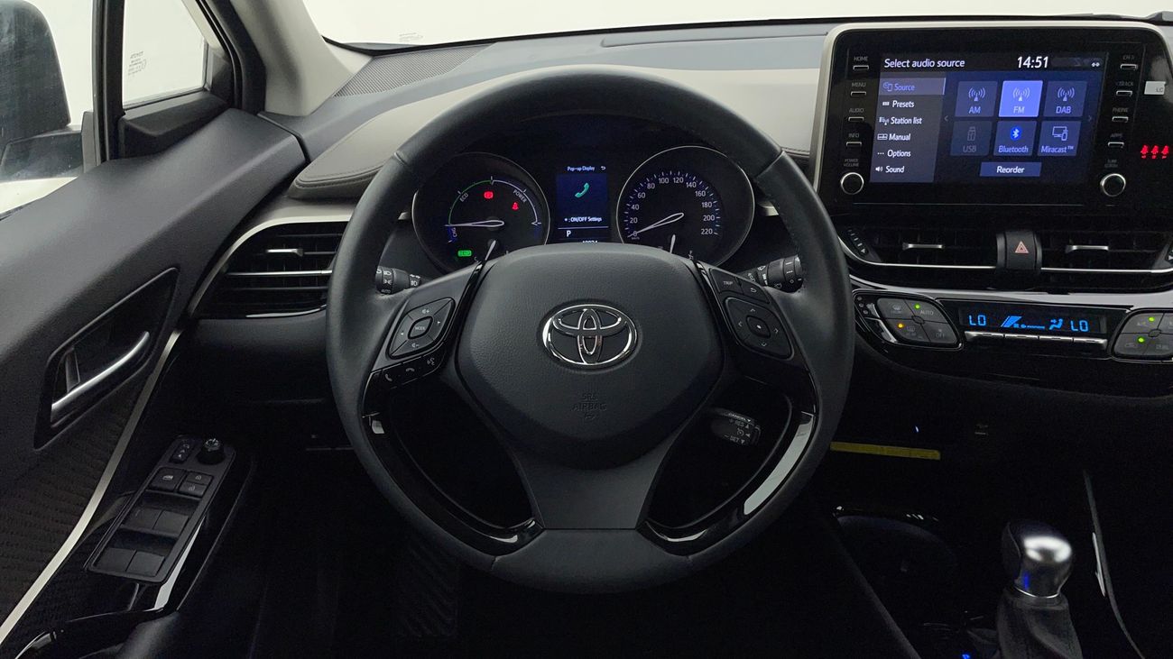 تويوتا CHR VX 1.8 | بدون دفعة مقدمة | اختبار القيادة في المنزل