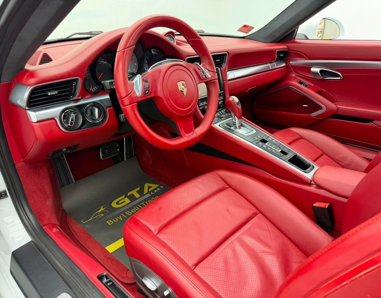 Porsche 911 CARRERA S