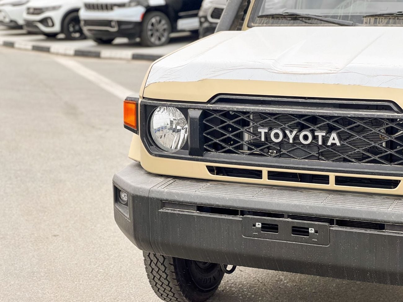 Toyota Land Cruiser Pick Up  EXPORT ONLY - Toyota LC79 4.0L Petrol A/T