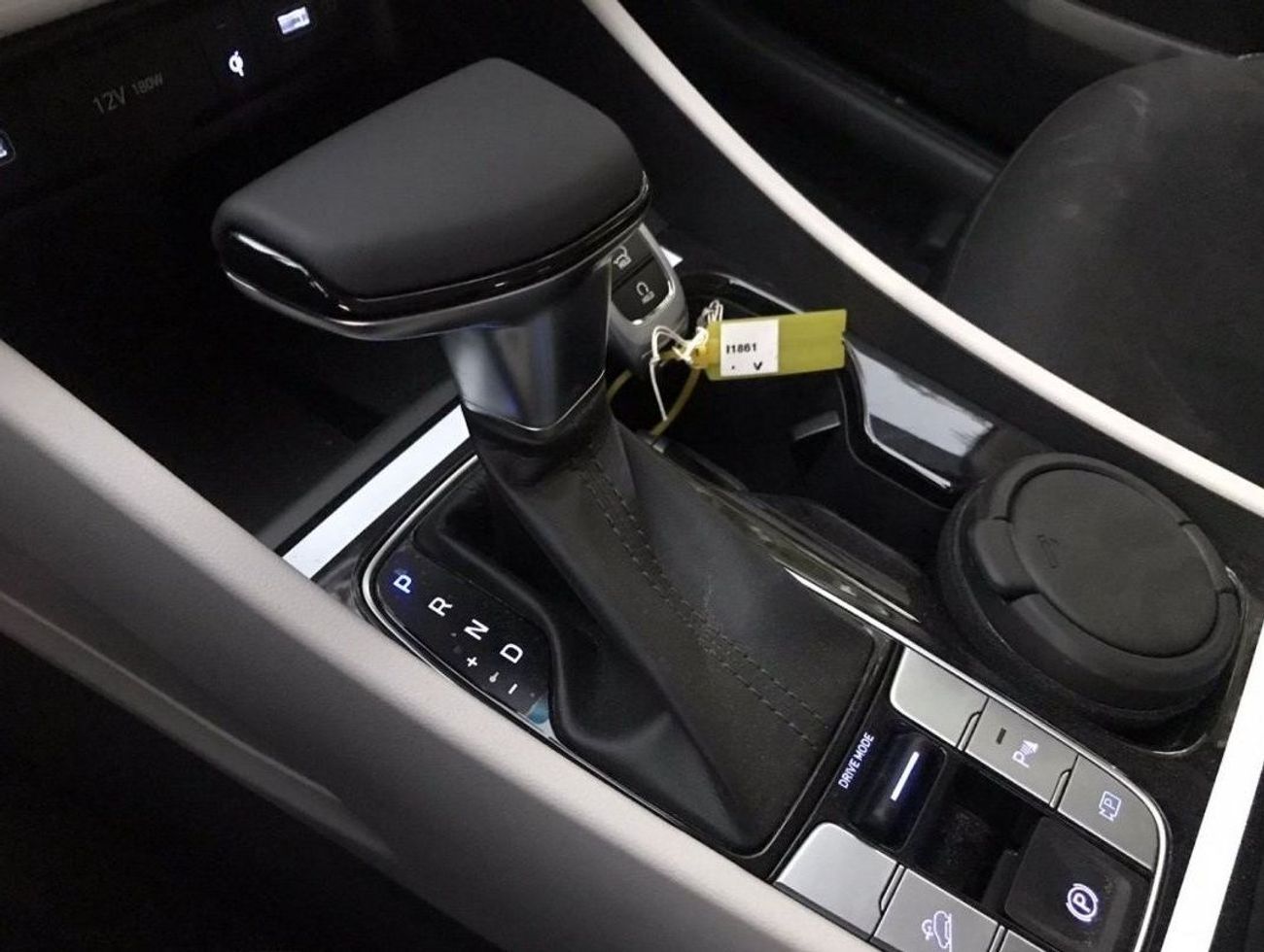 هيونداي توسون 2.0L PETROL 2024