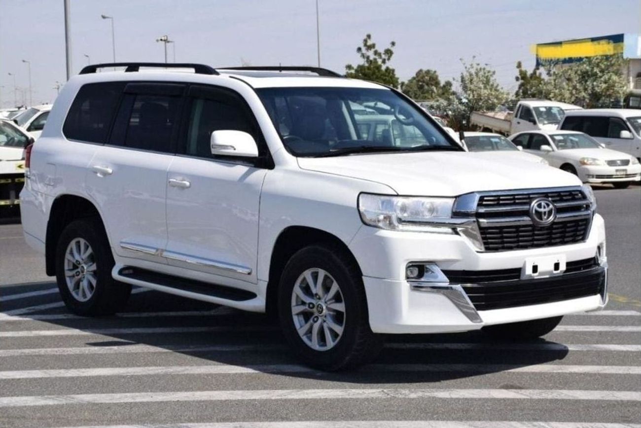 تويوتا لاند كروزر V8 Diesel 4.5L (Right Hand)