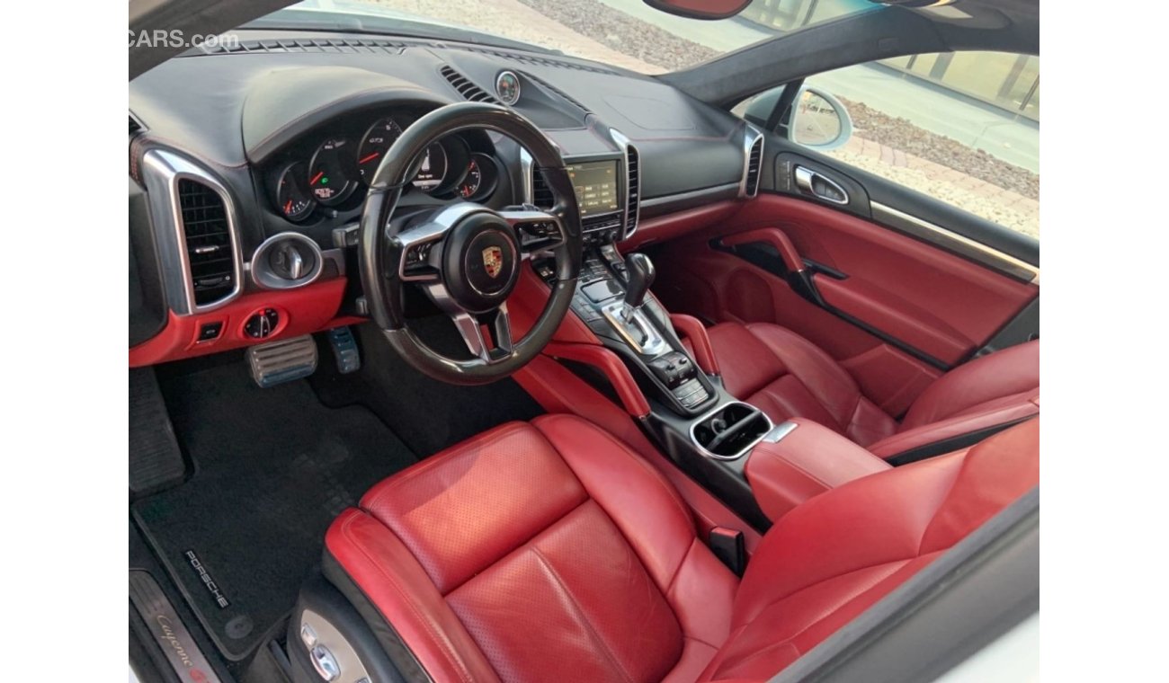 بورش كايان PORSCHE CAYENNE GTS 2016 3.6 L / V6 Gcc