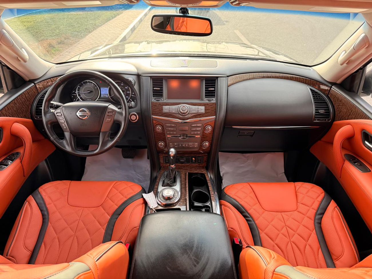 Nissan Armada 4WD 5.6 L Nismo