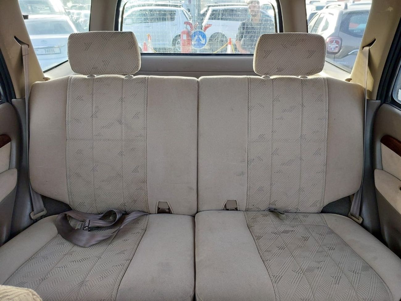 Toyota Hilux Surf TOYOTA HILUX SURF SUV RHD 2000 MODEL 2.7 L PETROL AUTOMATIC(PM37972)