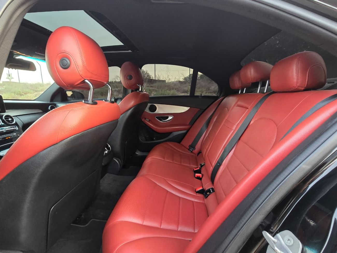 Mercedes-Benz C 300 Premium 2.0L MERCEDES C-300 2018 US BODYKIT C-63 AMG // FULL OPITION // PERFECT CONDITION