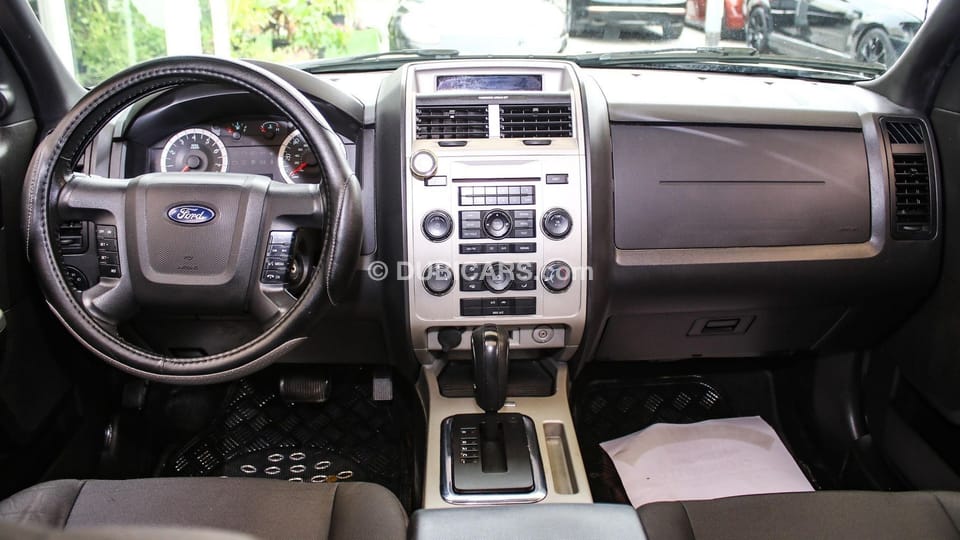 Used Ford Escape XLT, sunroof, perfect condition very clean and neat ...