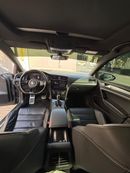 Volkswagen Golf R TSI -R