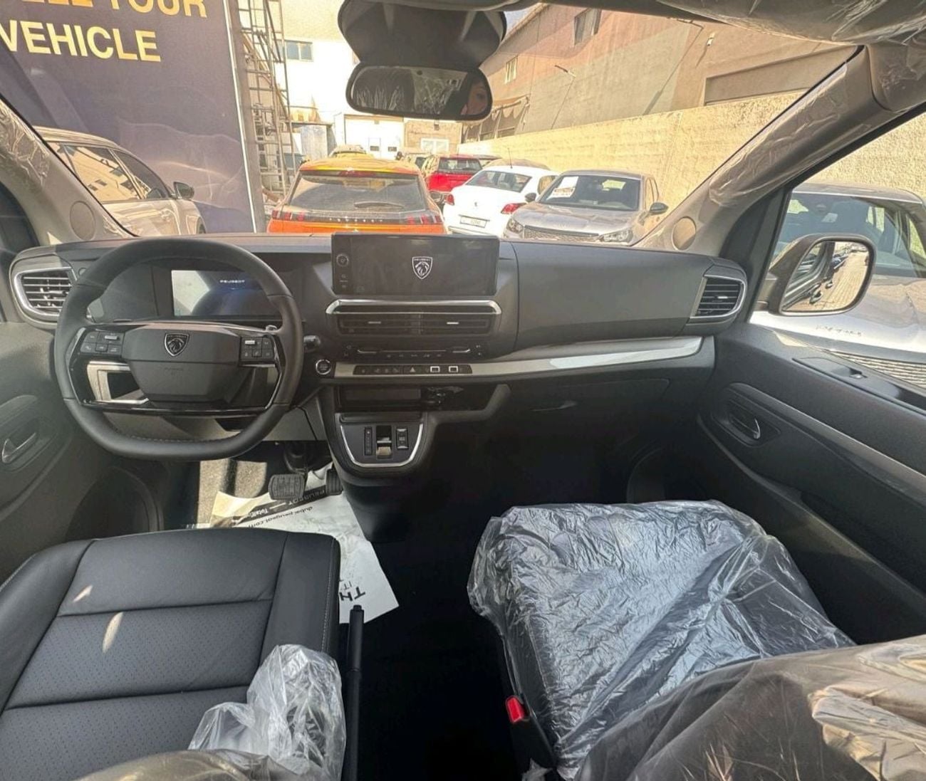 بيجو ترافلر VIP L3