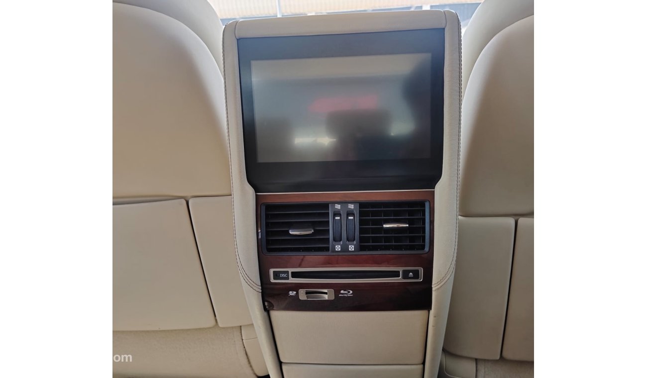 لكزس LS 460 4.6L AT 2016 GCC