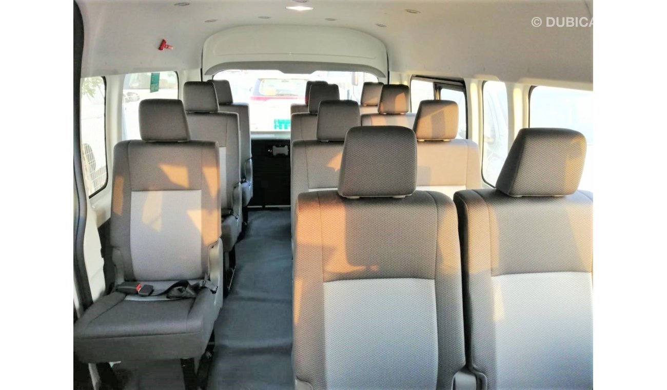 Toyota Hiace 13 seats