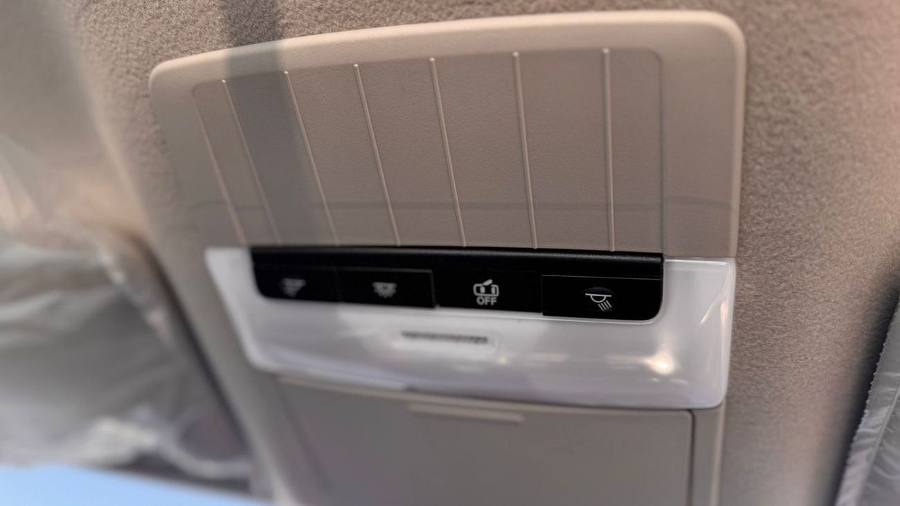 Mitsubishi L200 SINGLE CABIN 2.4L 4X4