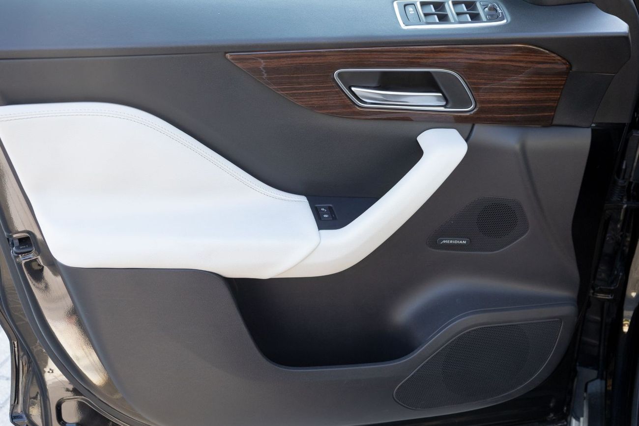 Jaguar F Pace Prestige 3.0L