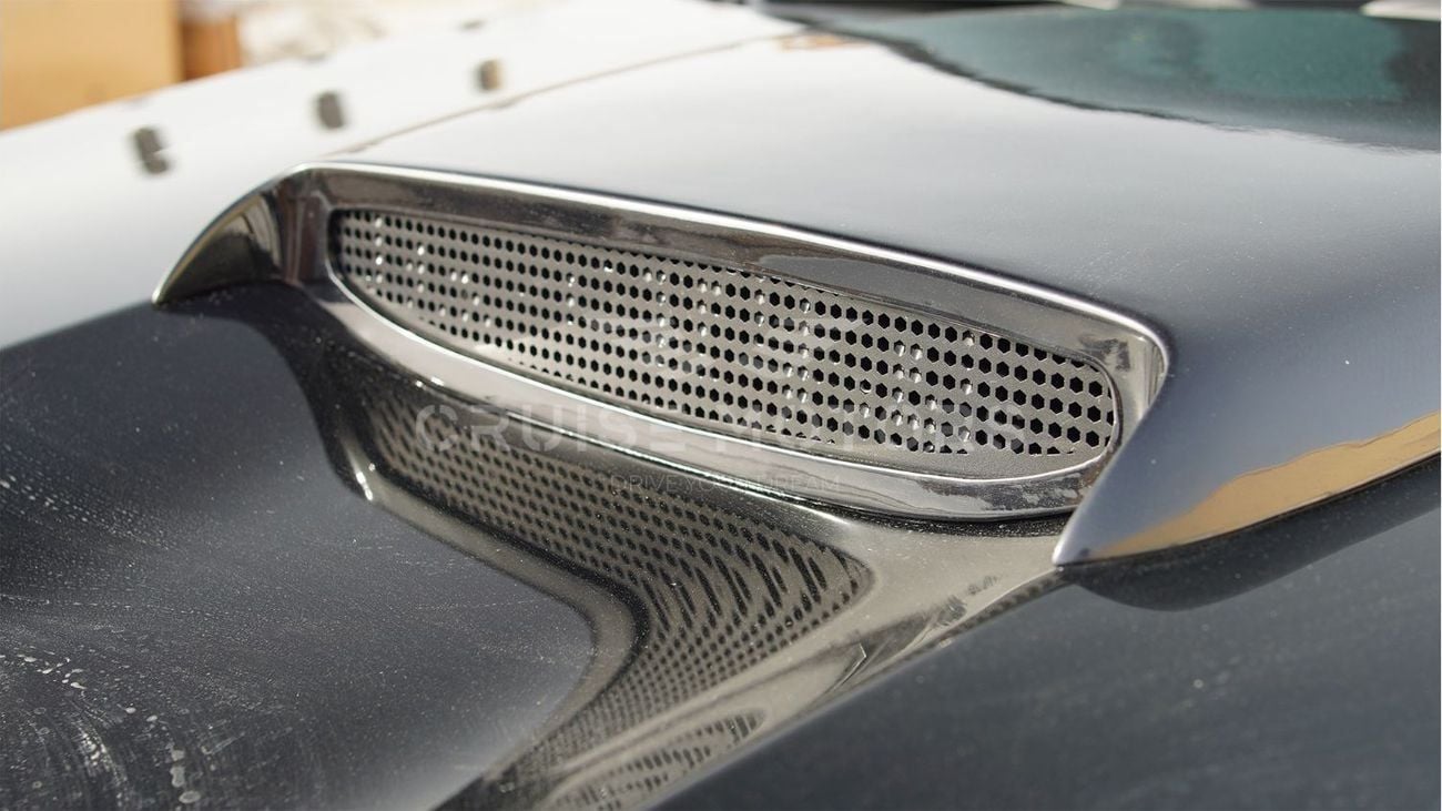 تويوتا لاند كروزر (LHD) TOYOTA LAND CRUISER 300 VX AWD VIP XTREME EDITION 3.3L DIESEL AT MY2025 – BLACK