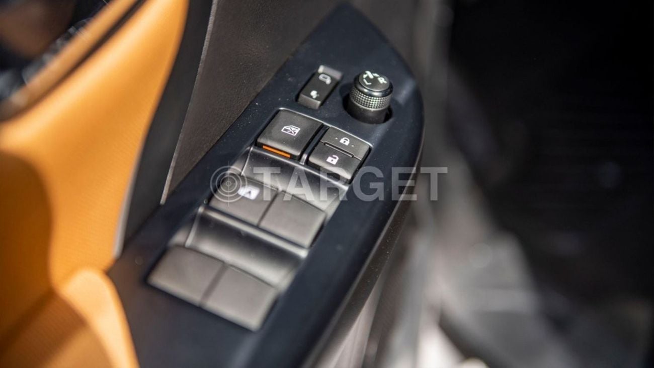 تويوتا فورتونر FORTUNER 2.7L 4WD