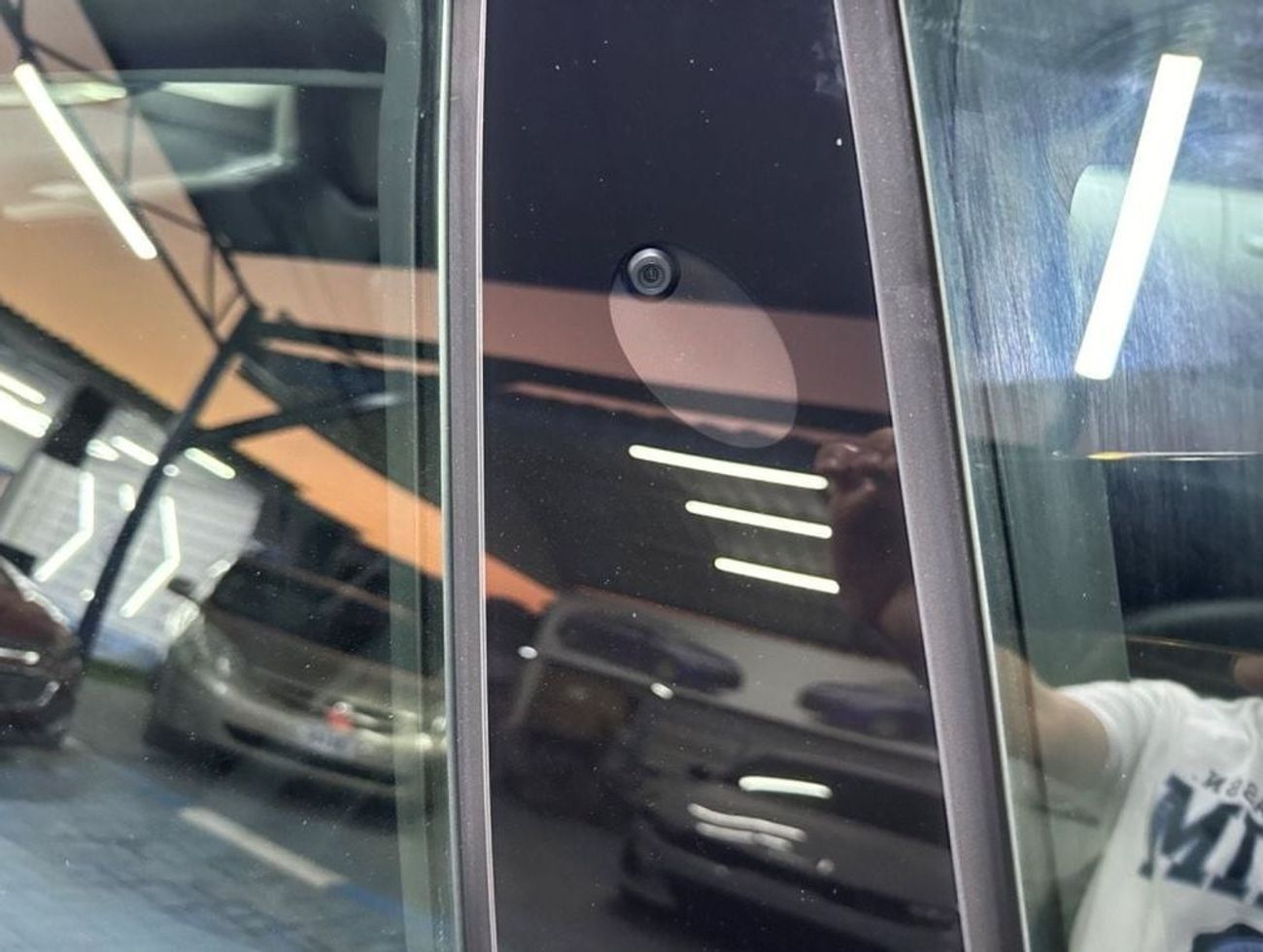 Tesla Model 3 Sedan model 3 REAR -WHEEL DRIVE engine UU RWD ELECTRIC one battery