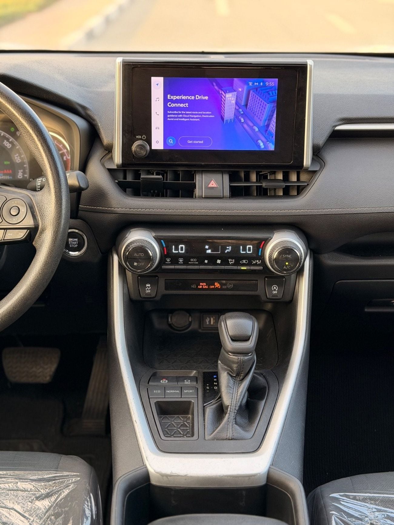 Toyota RAV4 XLE 2.5L Full Option