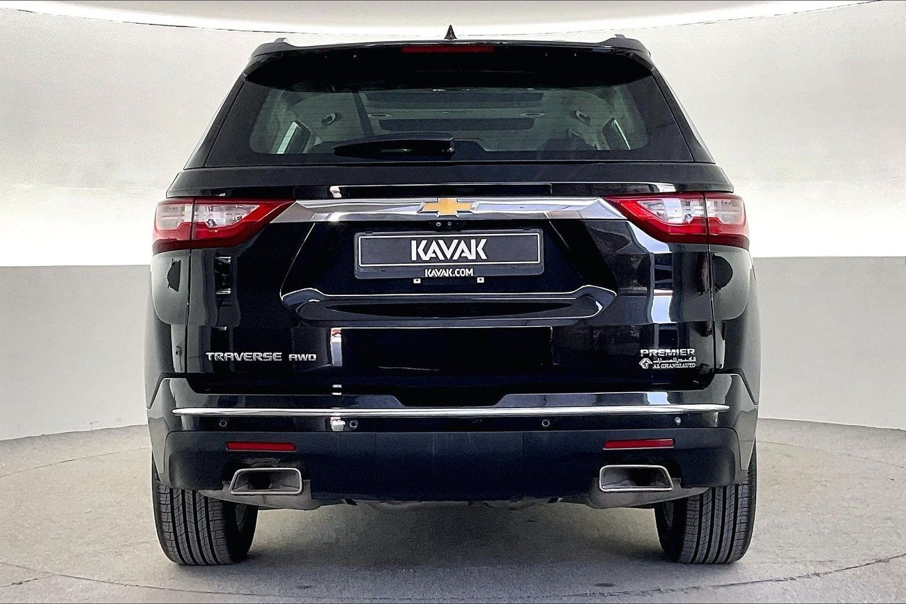 ميتسوبيشي باجيرو GLS Midline w/sunroof | شامل الضمان | 0 ﺪﻔﻋﺓ ﺃﻮﻟﻯ