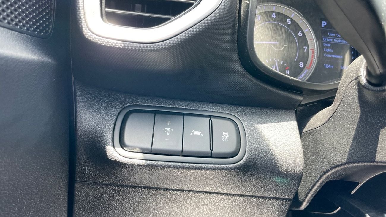 هيونداي كونا SEL Sunroof