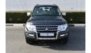 Mitsubishi Pajero 3.5 V6 - GLS - GCC Spec - Grey - Leather Trim - Free Insurance