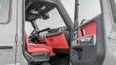 مرسيدس بنز G 63 AMG ستاندارد مرسيدس بنز AMG G 63 موديل 2026، محرك بنزين 4.0 لتر، ناقل حركة أوتوماتيكي (لون ناردو رمادي-أحمر)