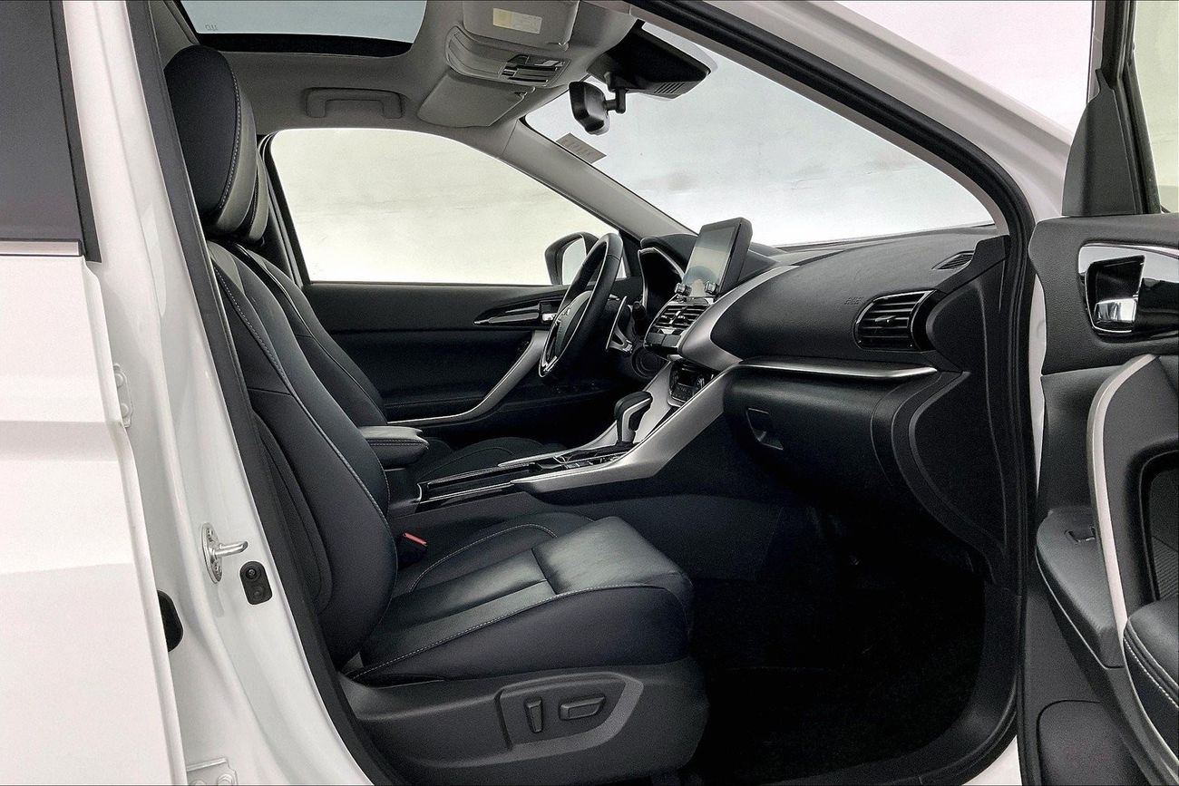 نيسان إكستيرا Titanium | ضمان مجاني لمدة عام | 0 دفعة أولى