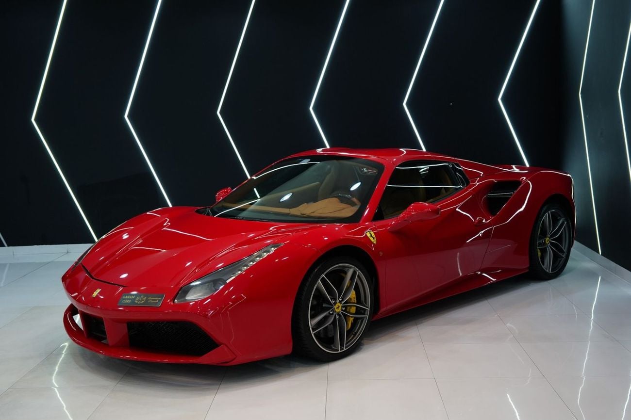 فيراري 488 سبايدر Spider Carbon Exterior/Interior, Passenger Display, GCC Specs!!