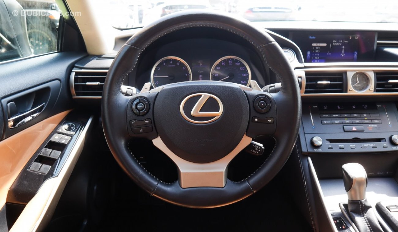 Lexus IS 200 T