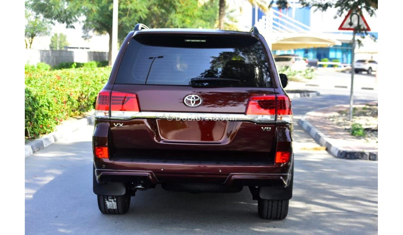 Toyota Land Cruiser 200 VX  V8  4.5L TURBO DIESEL 7-SEATER AUTOMATIC TRANSMISSION