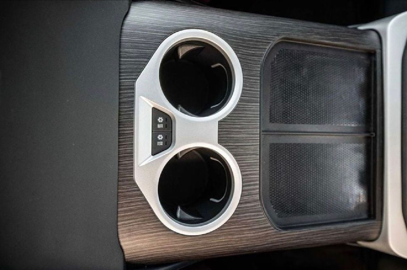 Toyota Land Cruiser Luxury 2026 Toyota Land Cruiser LC300 VXR+ – Full Option – Black Color