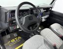 Land Rover Defender 1998 Land Rover Defender 110 Pickup, Excellent Condition, GCC