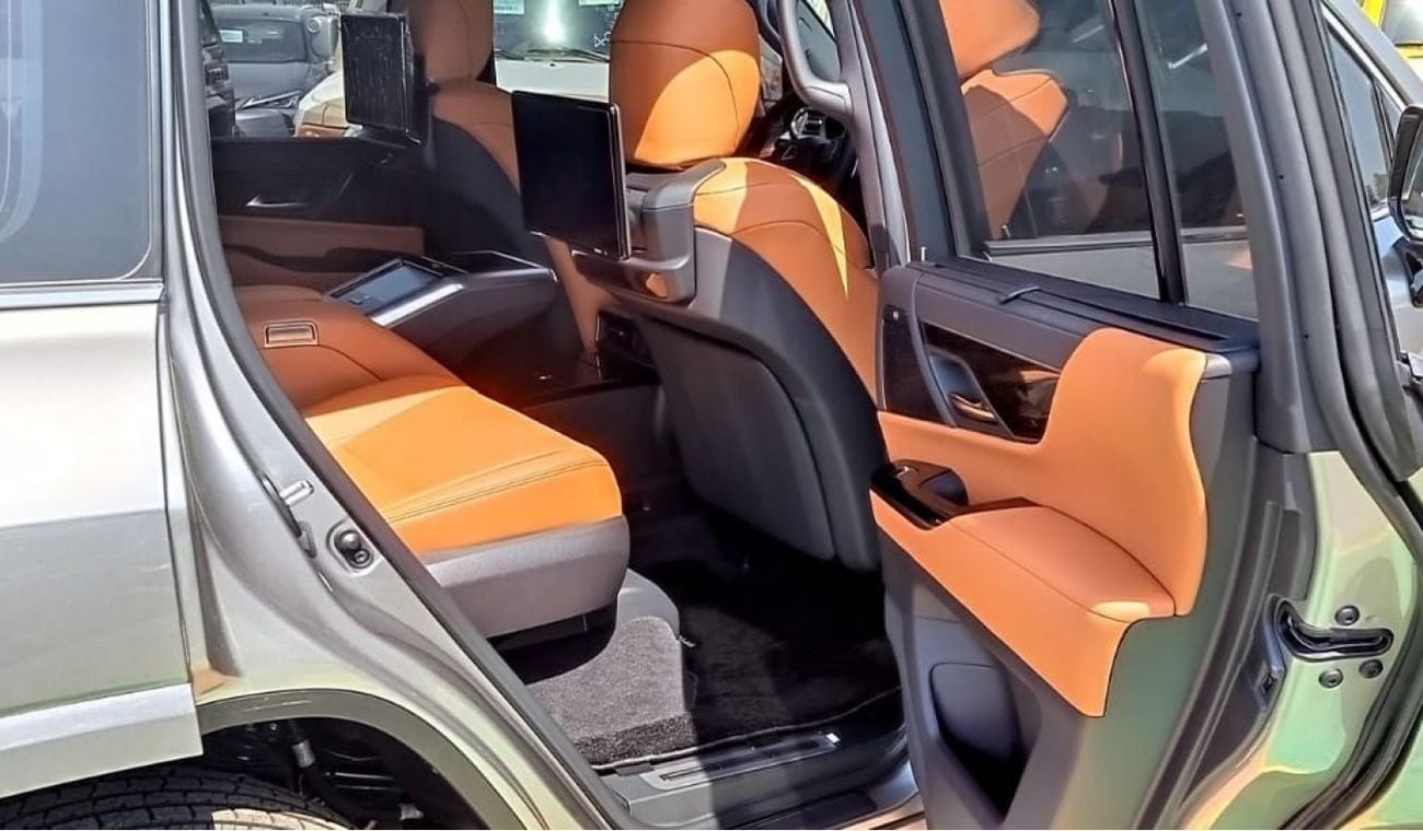 لكزس LX 600 VIP LEXUS LX 600 VIP LAUNCH EDITION