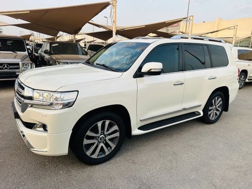 Toyota Land Cruiser VXR