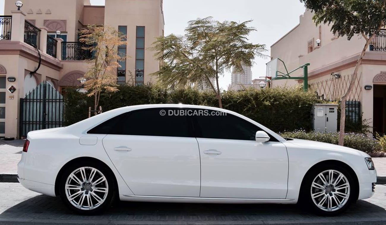 Audi A8 4.2L Quattro