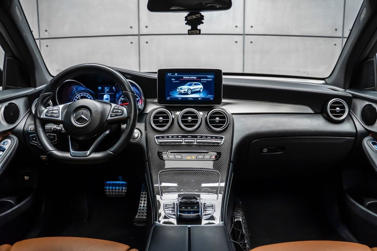 مرسيدس بنز GLC 43 AMG STD 4MATIC 3.0L