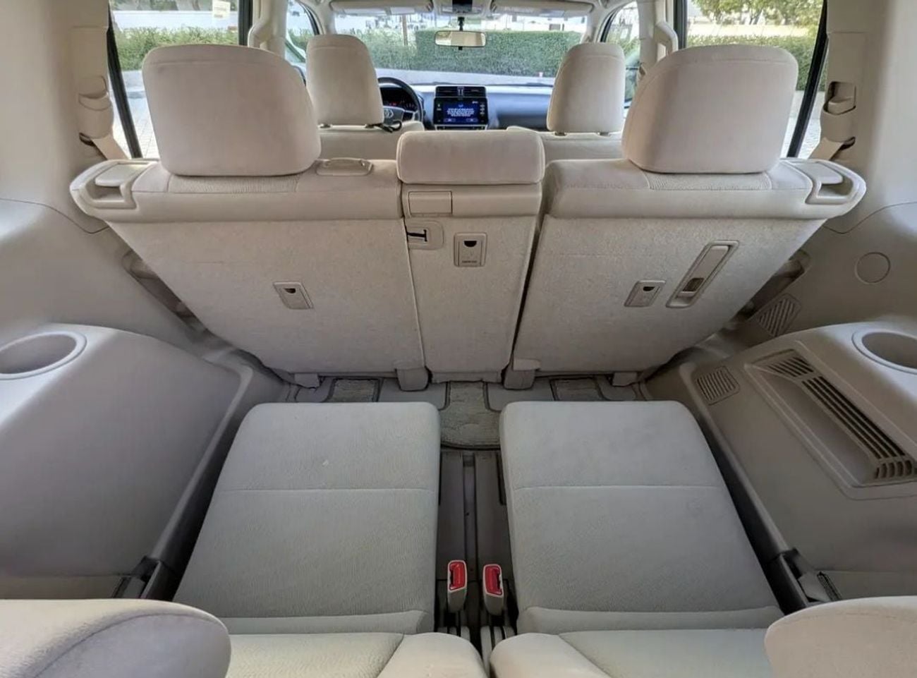 Toyota Prado Toyota prado 2022MODEL TXL 2.7L v4 petrol Engine Colour White Transmission Automatic Interior.Begie