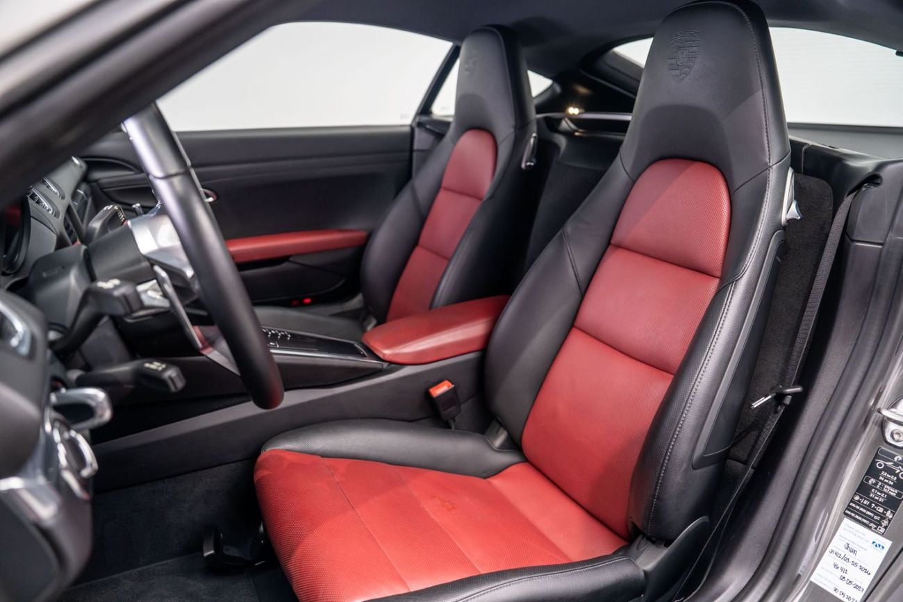 Porsche 718 Cayman