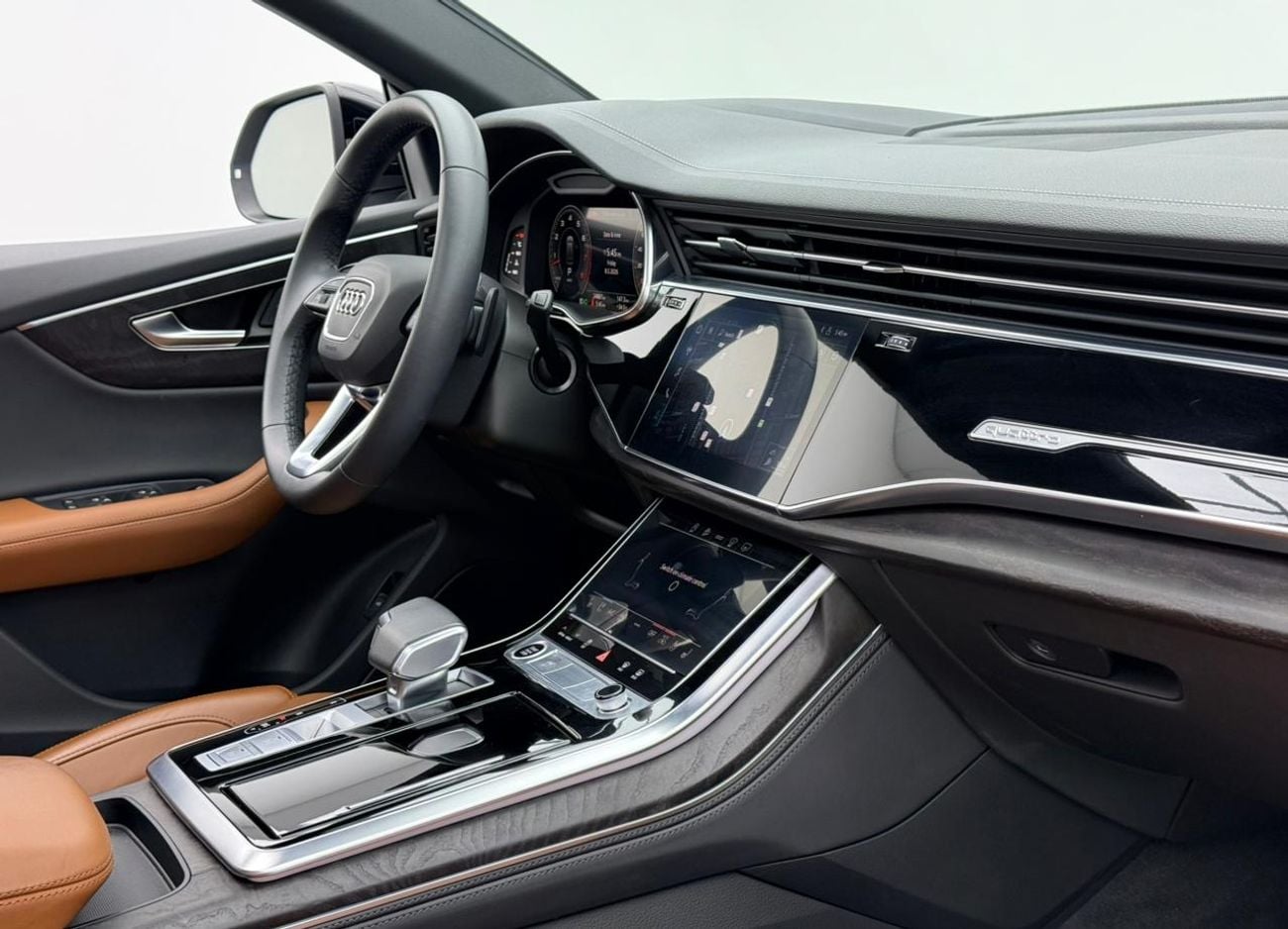 Audi Q8 2023 Audi Q8 55 TFSI Quattro S-Line, 2028 Audi Warranty + Service Pack, Low Km, Fully Loaded, GCC