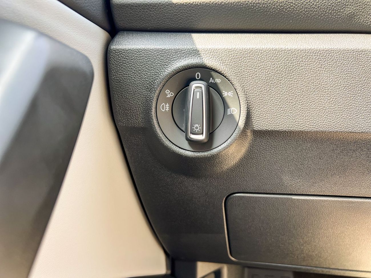 فولكس واجن T ROC EXPORT ONLY - T ROC 1.5L (Black Package) TURBOCHARGED