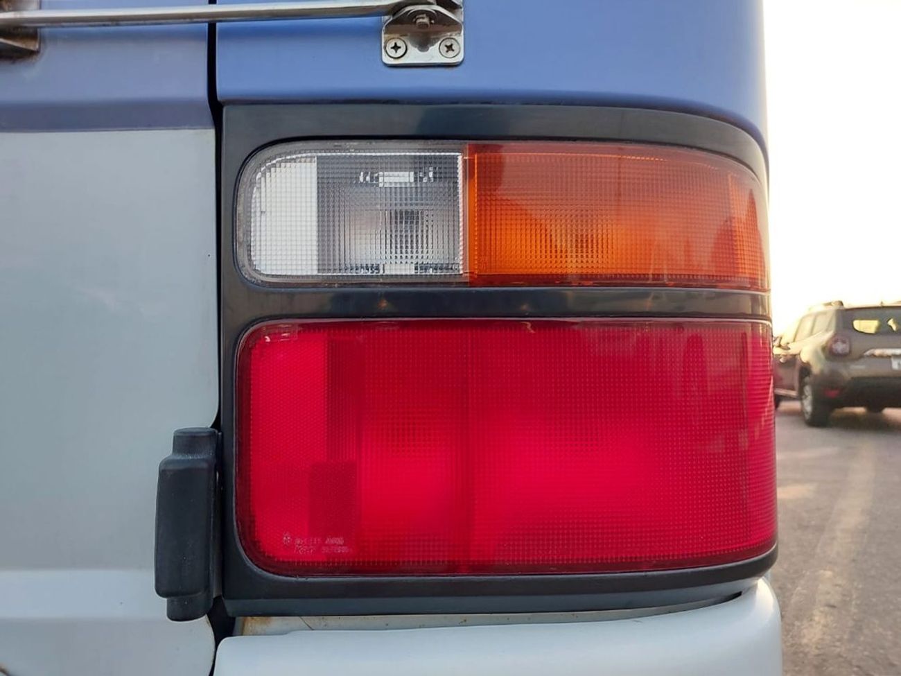 Toyota Coaster TOYOTA COASTER BUS RHD 1997 MODEL 4.1 L DIESEL AUTOMATIC(PM02631)